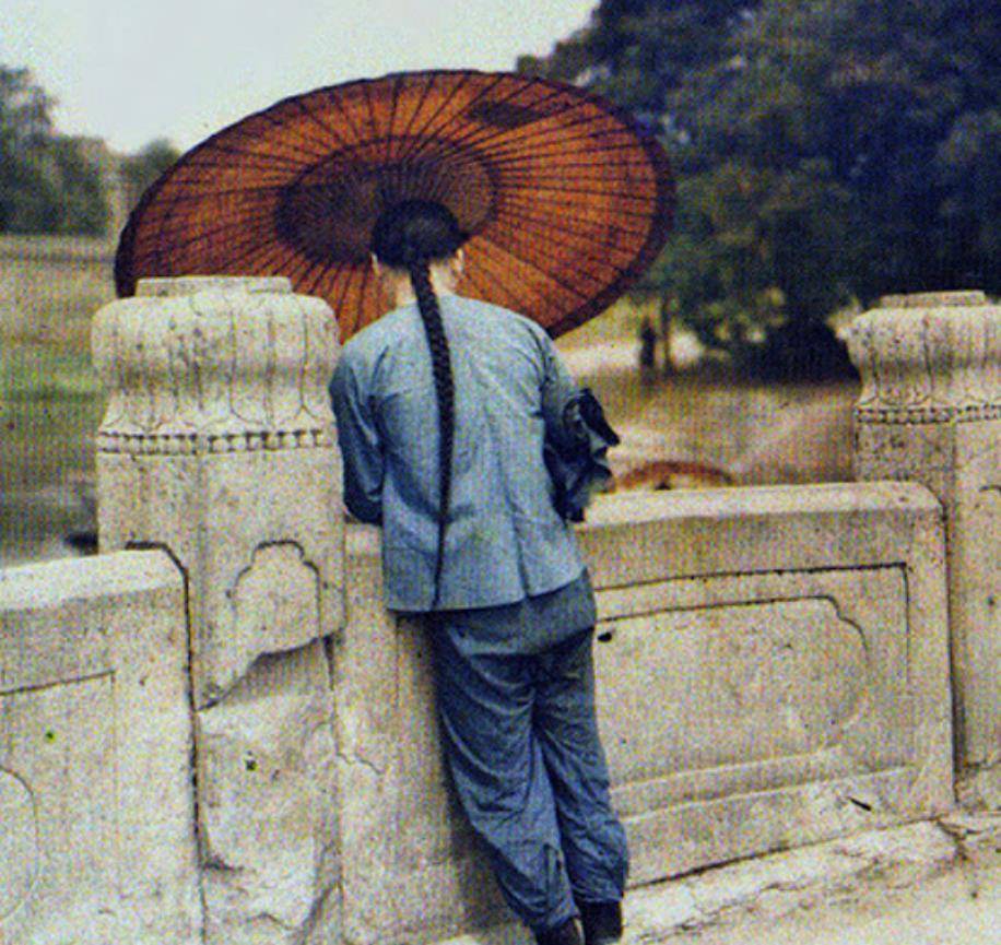 1872年清朝彩照:珠圆玉润的正室夫人,卖红薯的小男孩!_生活_年间_时期