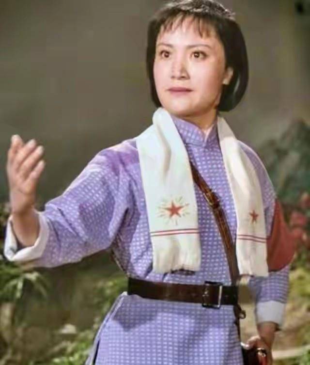 86版"白骨精"杨春霞:被导演"哄骗"出演,一生不喜自