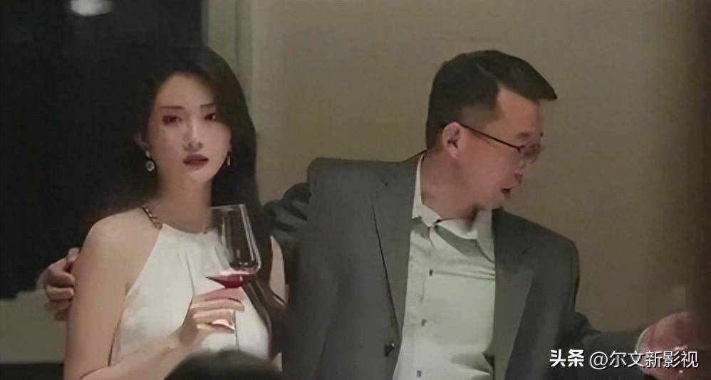 烟火人家:肖瑶陪酒女身份曝光,清纯中藏心机,孟以安遭双重背叛_邱夏