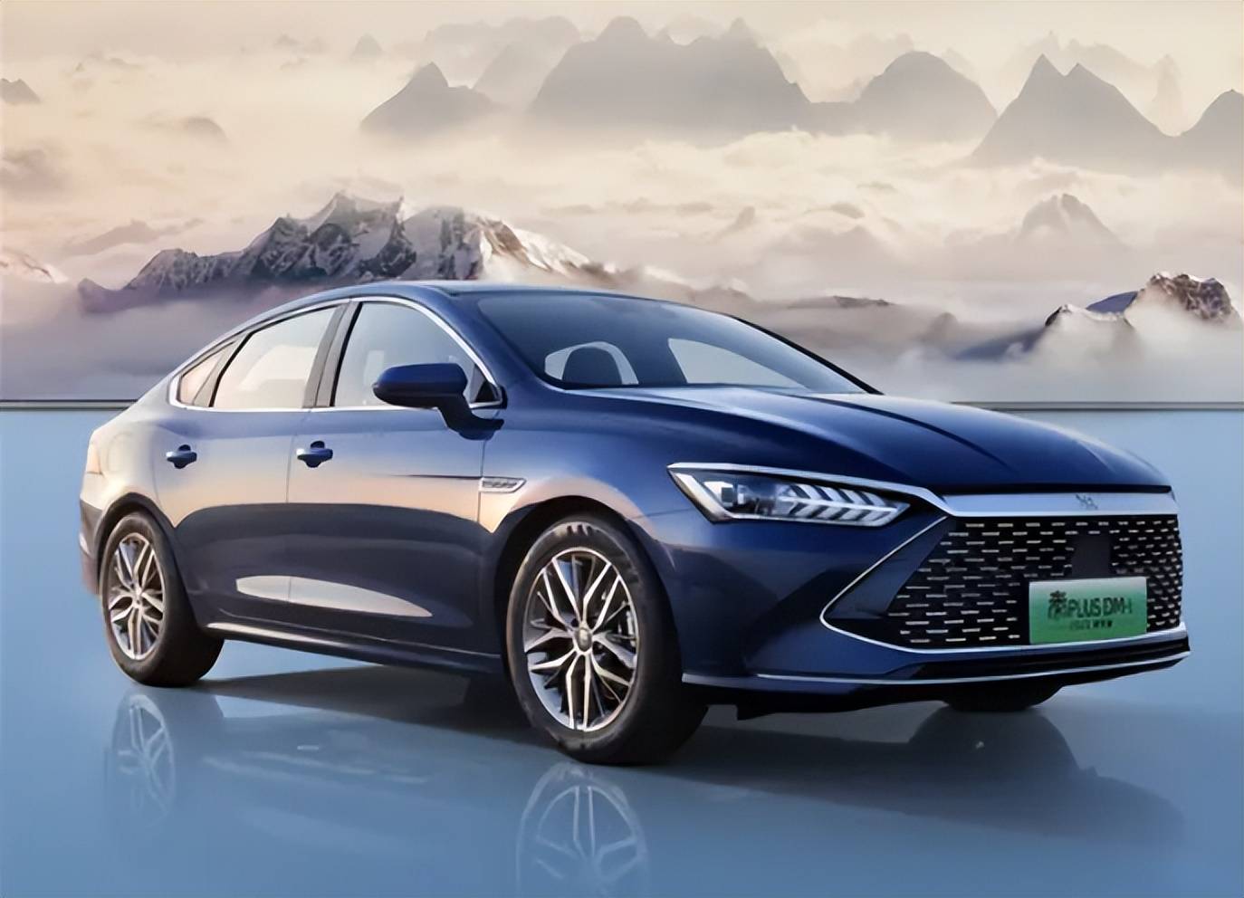 比亚迪秦plusev冠军版:小改款,大提升_搜狐汽车_搜狐网