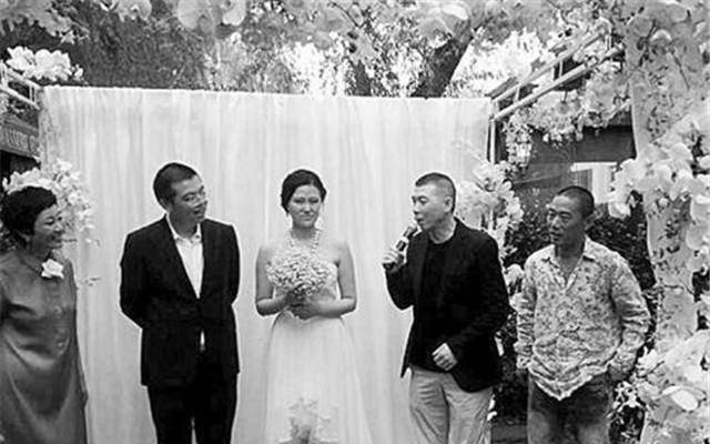 王朔一见钟情沈旭佳,不忠诚"才女"徐静蕾,原配:我就是他的妈_事业