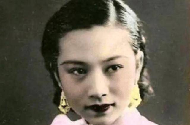 新婚前男友却将她献给47岁父亲,还生下5个孩子_叶蓁_袁克文_袁世凯