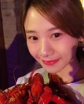 人气大胃王密子君吃的那些让人不相信的食物,简直让人受不了_直播