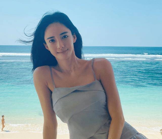 平常的时候,潘南奎经常在某短视频上,晒出自己健身的视频,也得到