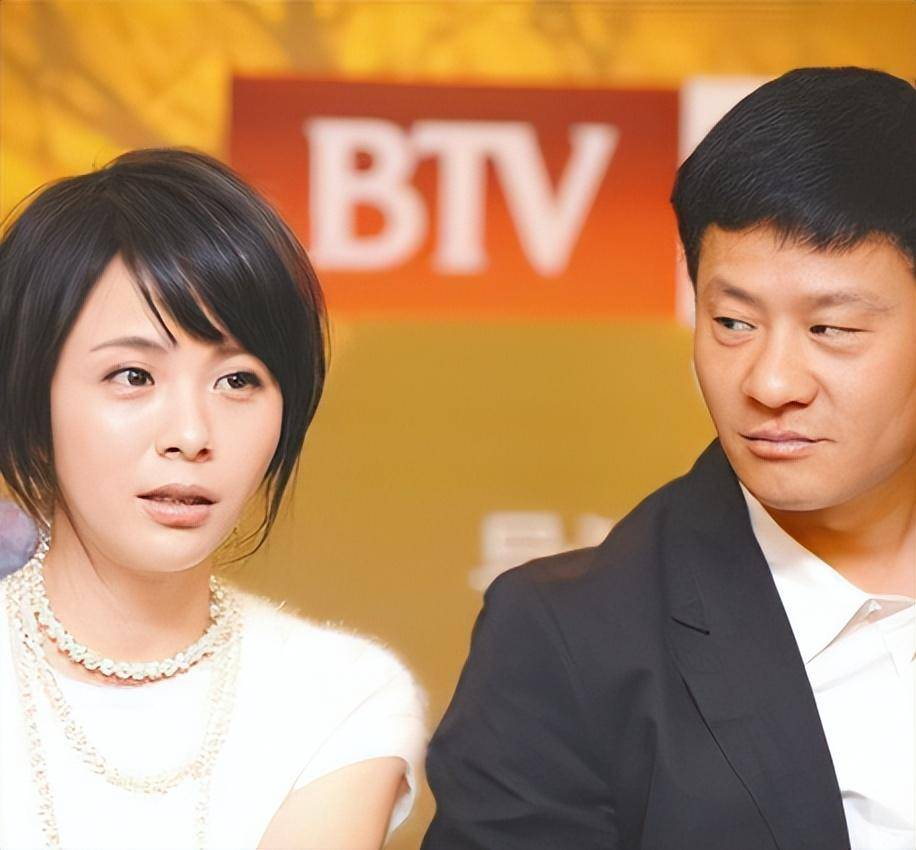 演员连奕名:成名后抛妻弃子,直接迎娶杨若兮,前妻红了他落寞了_陈实