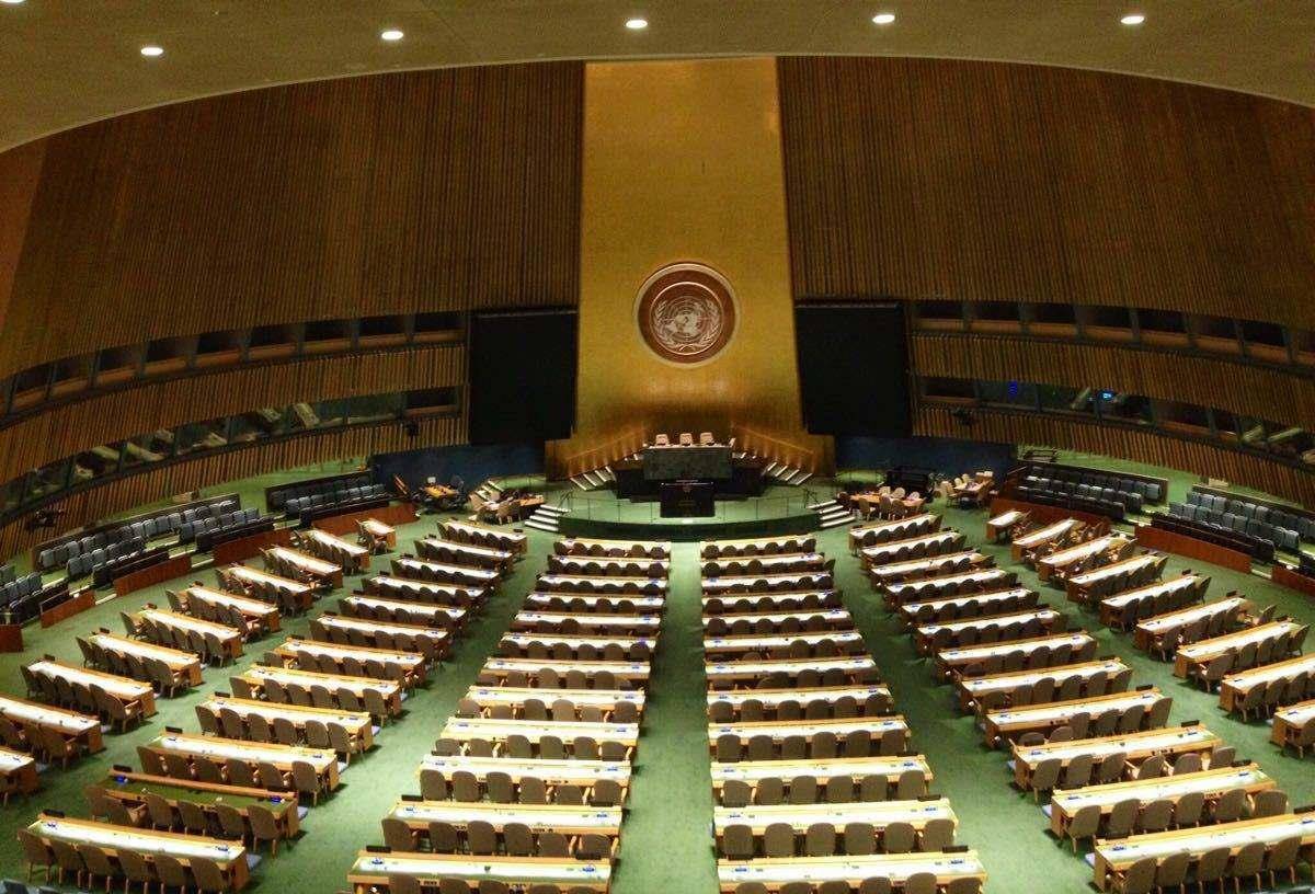 联合国当初成立是为了维护国际的和平与稳定,不让第三次世界大战再次