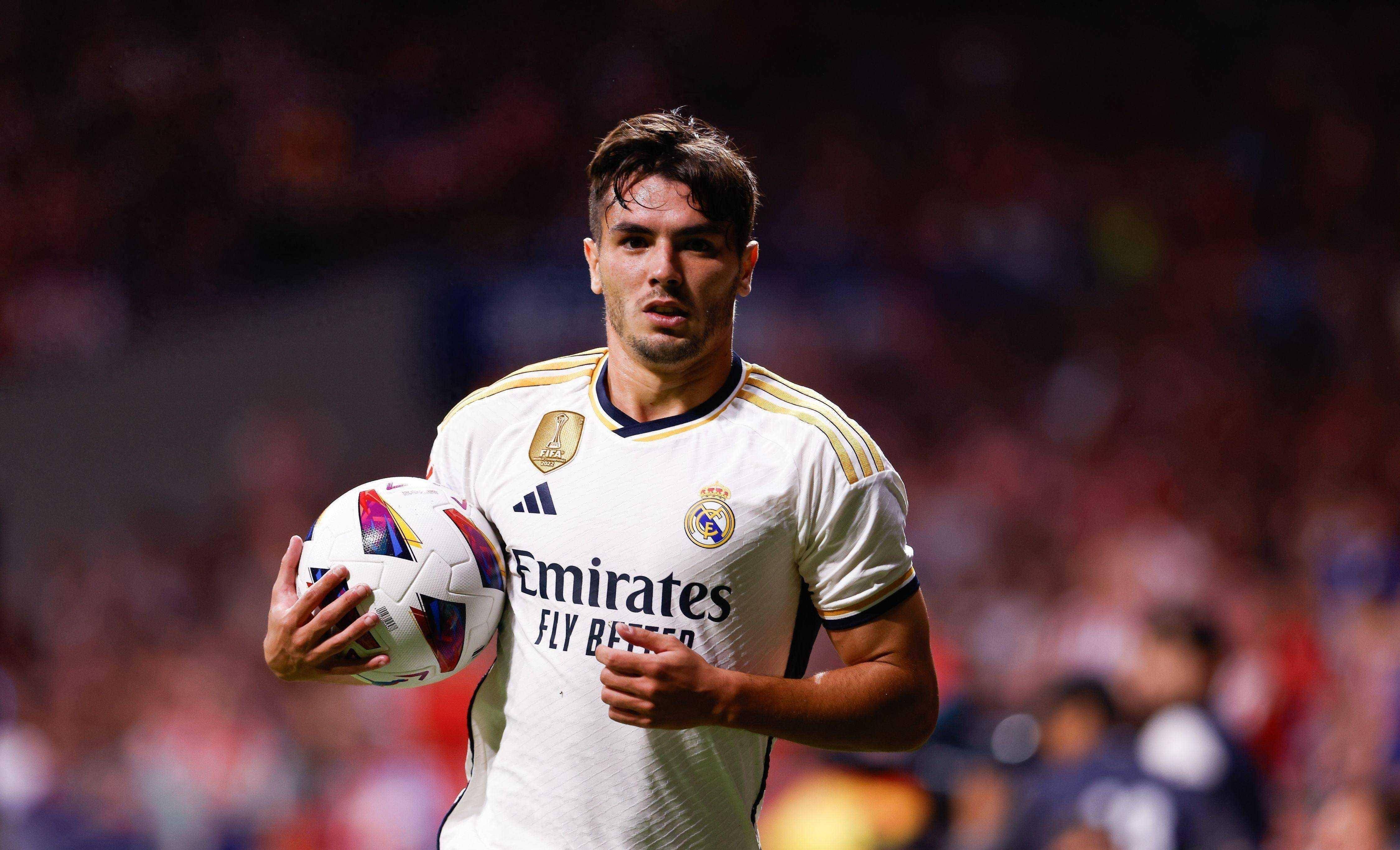 官方:迪亚斯对莱比锡的一条龙当选本周欧冠最佳进球_比赛_技术_球员