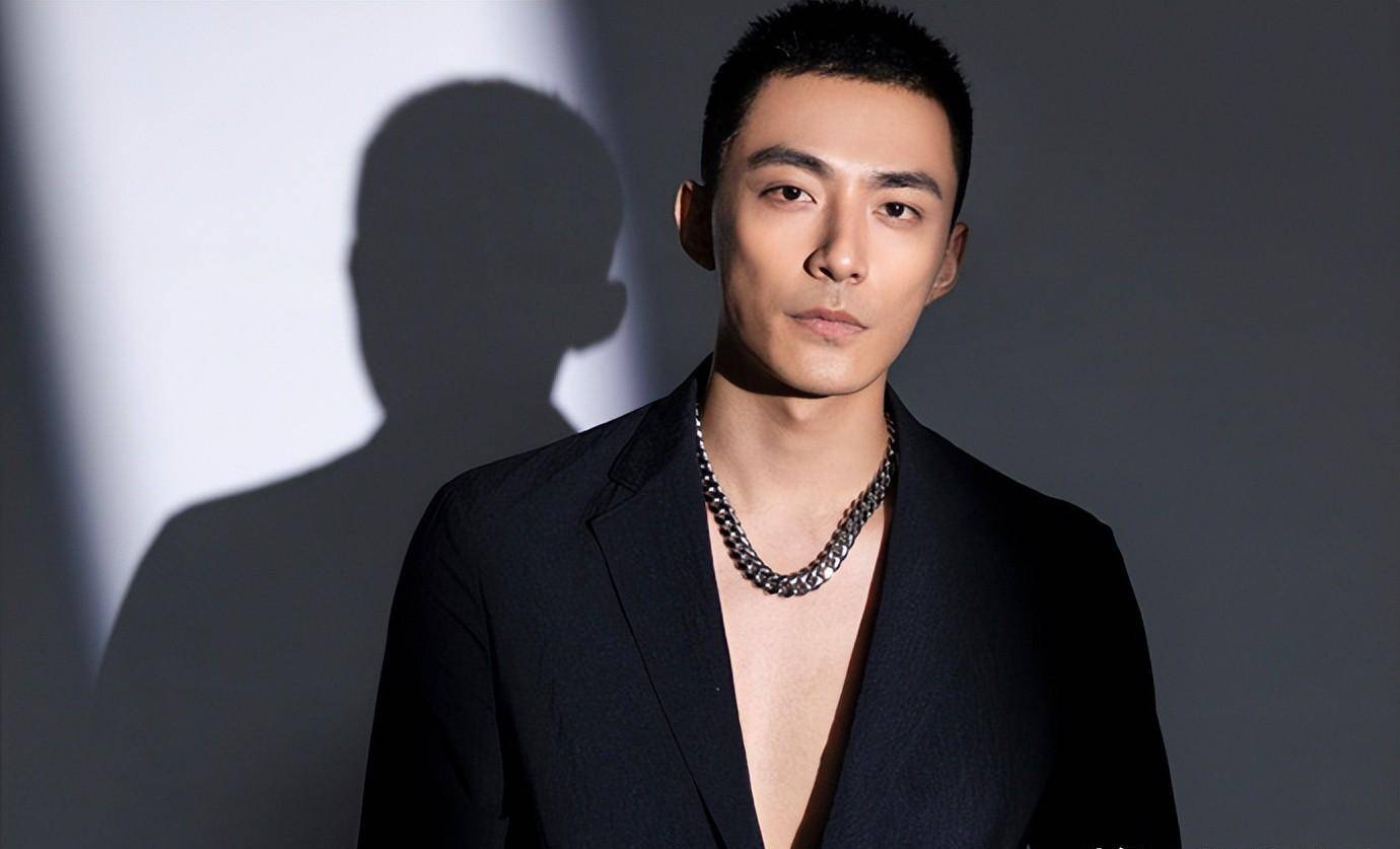 年代当后妈》:男主苏袀禾像肖战,女主滕泽文像雪莉_苏川_霍建华_网友