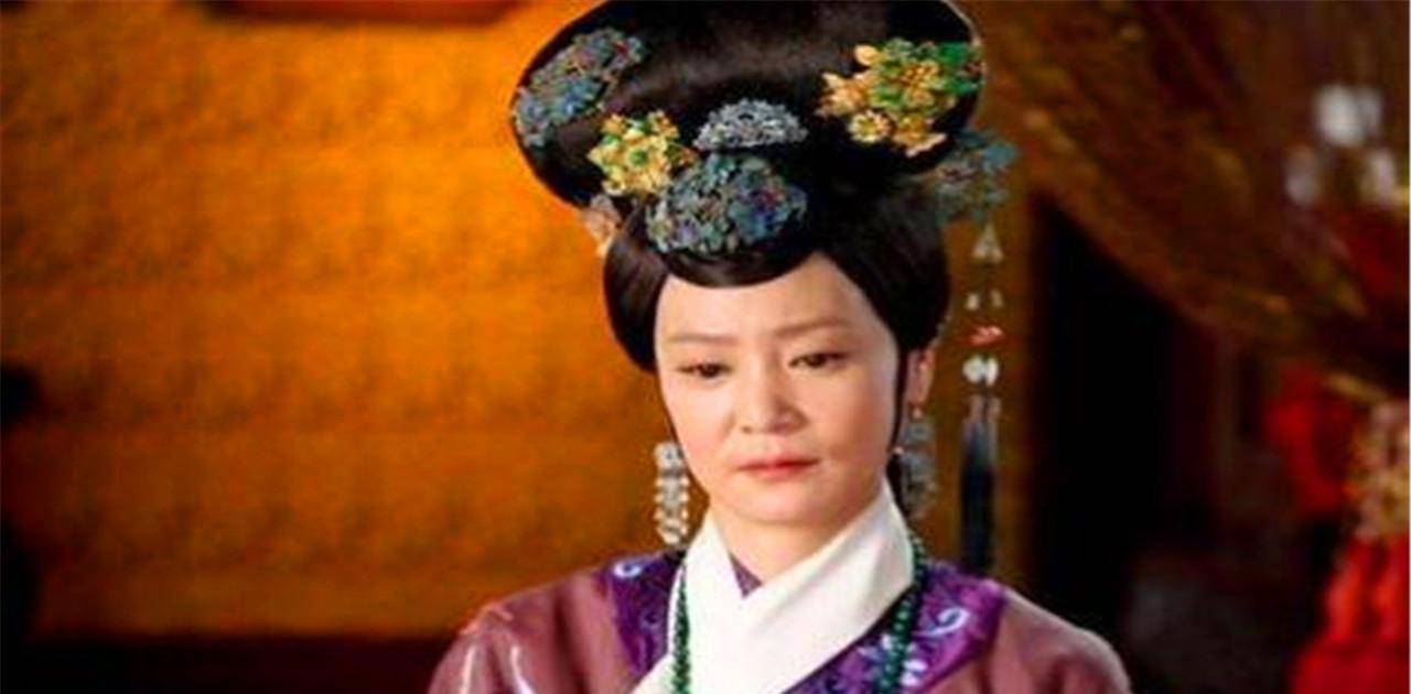 她13岁进宫受康熙宠幸, 10年内生下6名子嗣, 却因一事与康熙决裂_荣妃