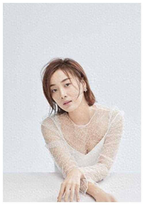 徐梵溪婚未嫁,孩未生,男友5亿求娶李小冉,她低调从容无怨.