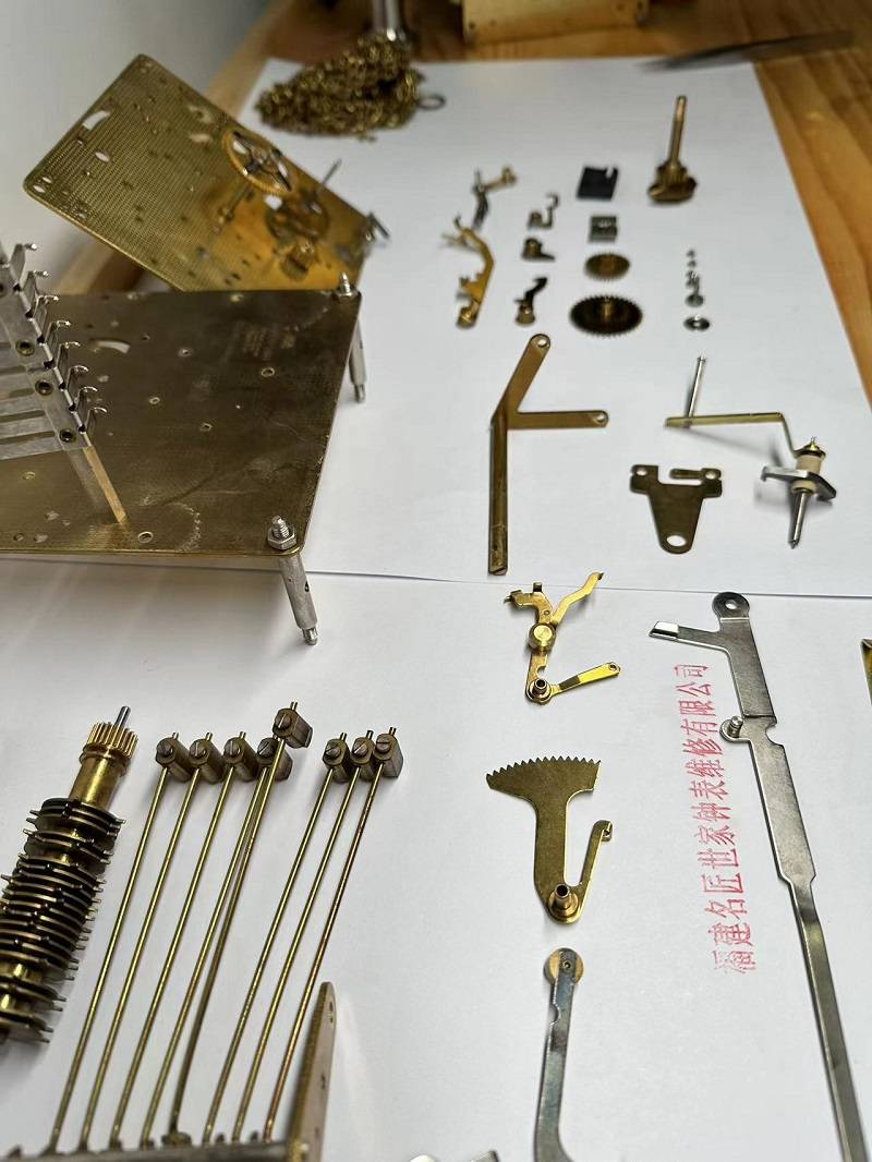 情有独"钟"专访手表修理培训班庄师傅_钟表_零件_维修