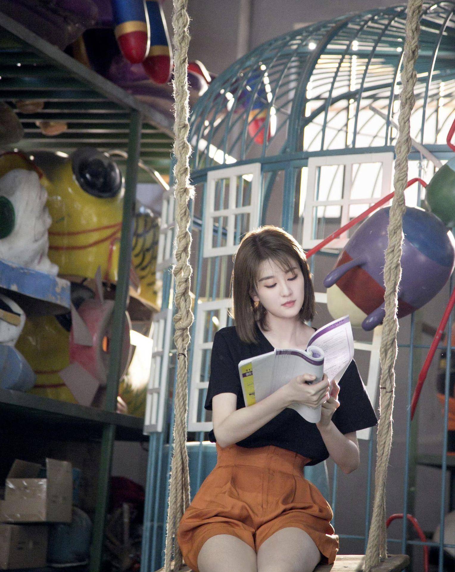 贾乃亮乔欣《创想季》热播:携手追梦,奔赴美好!_年轻人_演技_人物