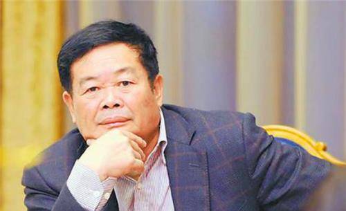 "土味"曹德旺:衣服都是大牌,我颜值不高,只能靠服装来弥补_曹晖_豪宅