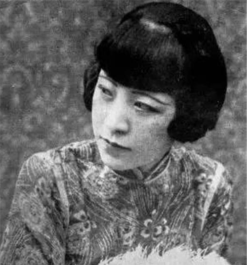 4个字毁了她_杨耐梅_父亲_影片