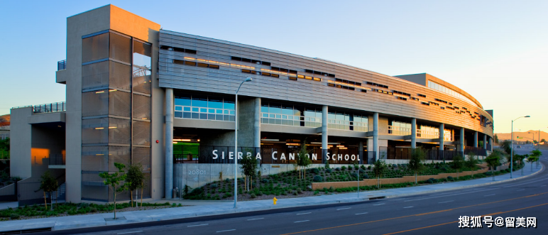 一,sierra canyon school 塞拉峡谷学校塞拉峡谷中学成立于1978年,是