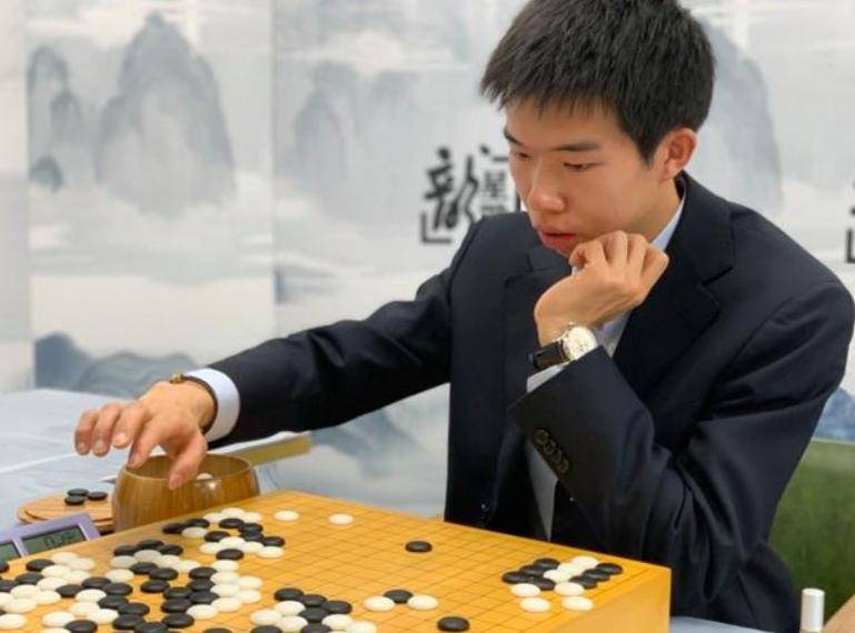 柯洁夺冠 王星昊胜韩lg世冠 姜东润立功 井山裕太惨败_九段_围棋_对手