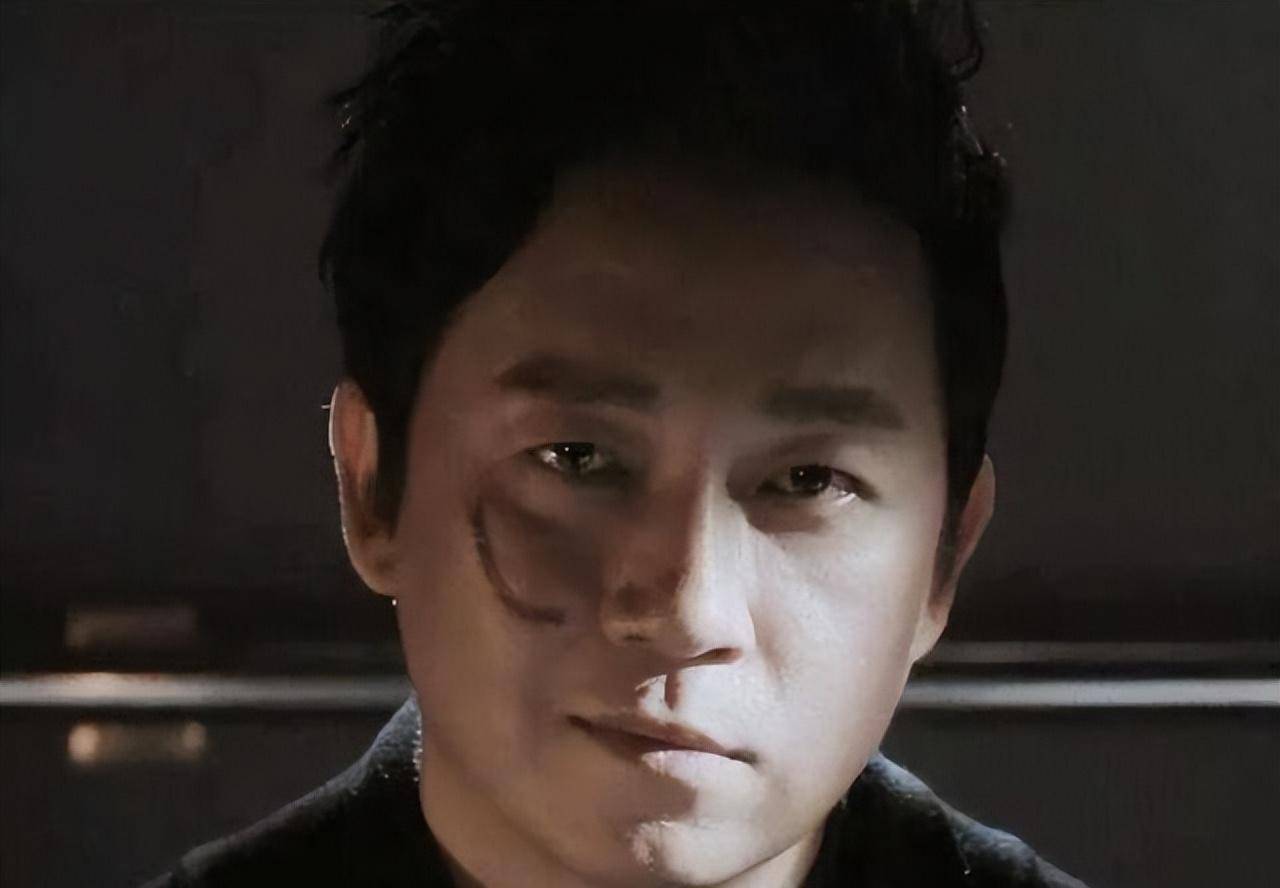 激吻事件十年后,才明白董洁为何喜欢上他_潘粤明_事业_视频