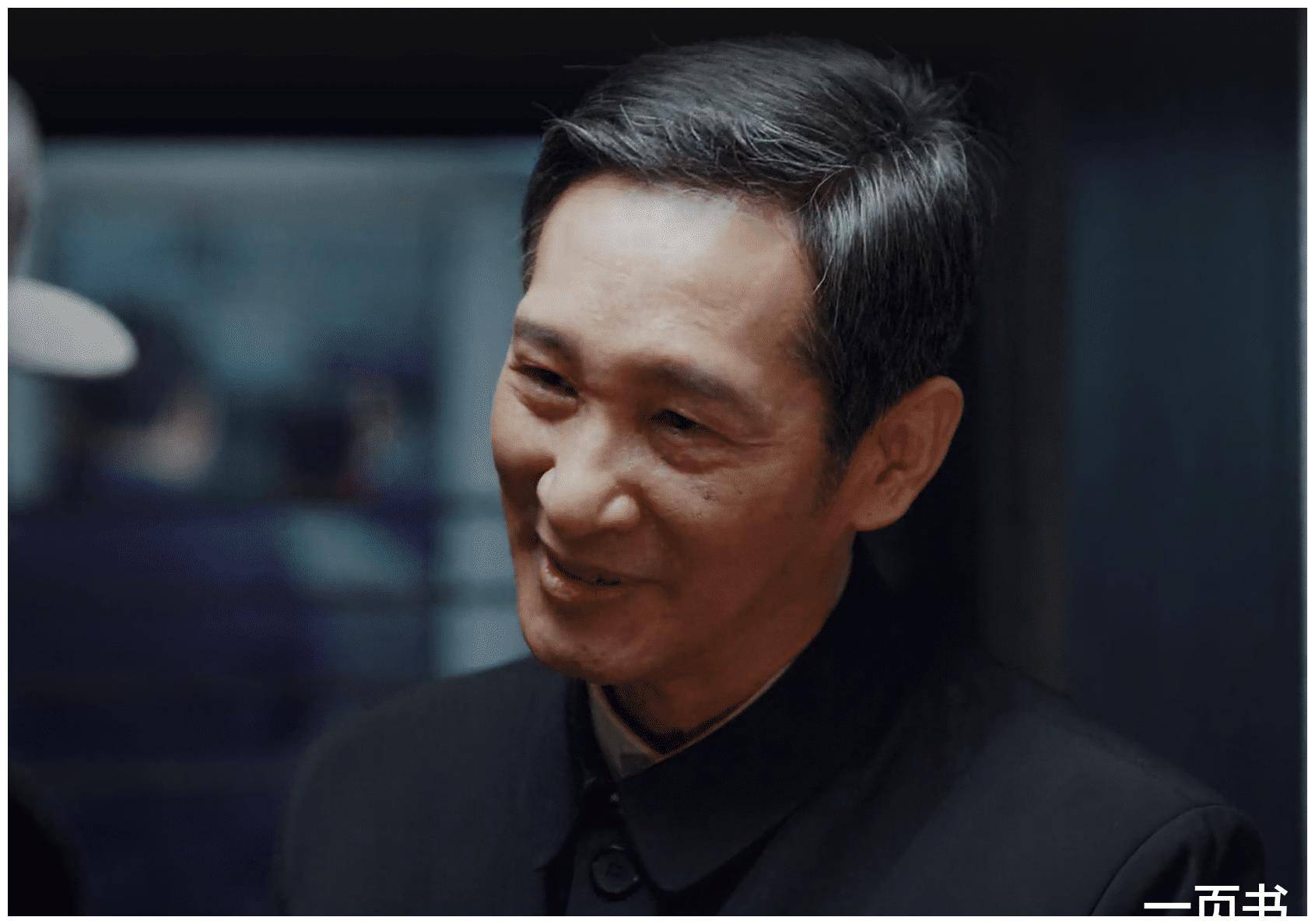 至于马魁,第一眼就被彭明杰给认了出来,并且彭明杰顾左右而言他,旁敲