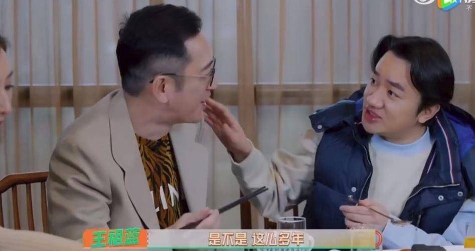 王祖蓝串tvb拍食饭戏其实冇饭食 吴启华认同:拍的都是假的菜_张振朗