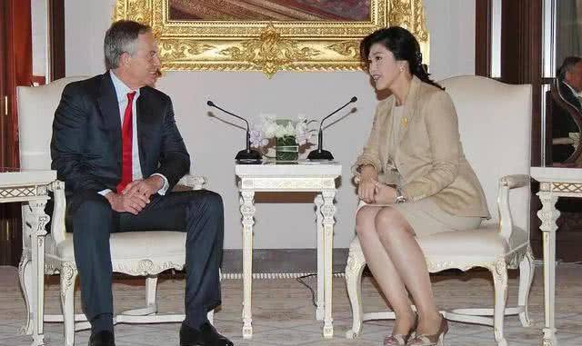 华裔美女成为泰国最美女总理,下台后流亡海外,来中国当了董事长_英拉