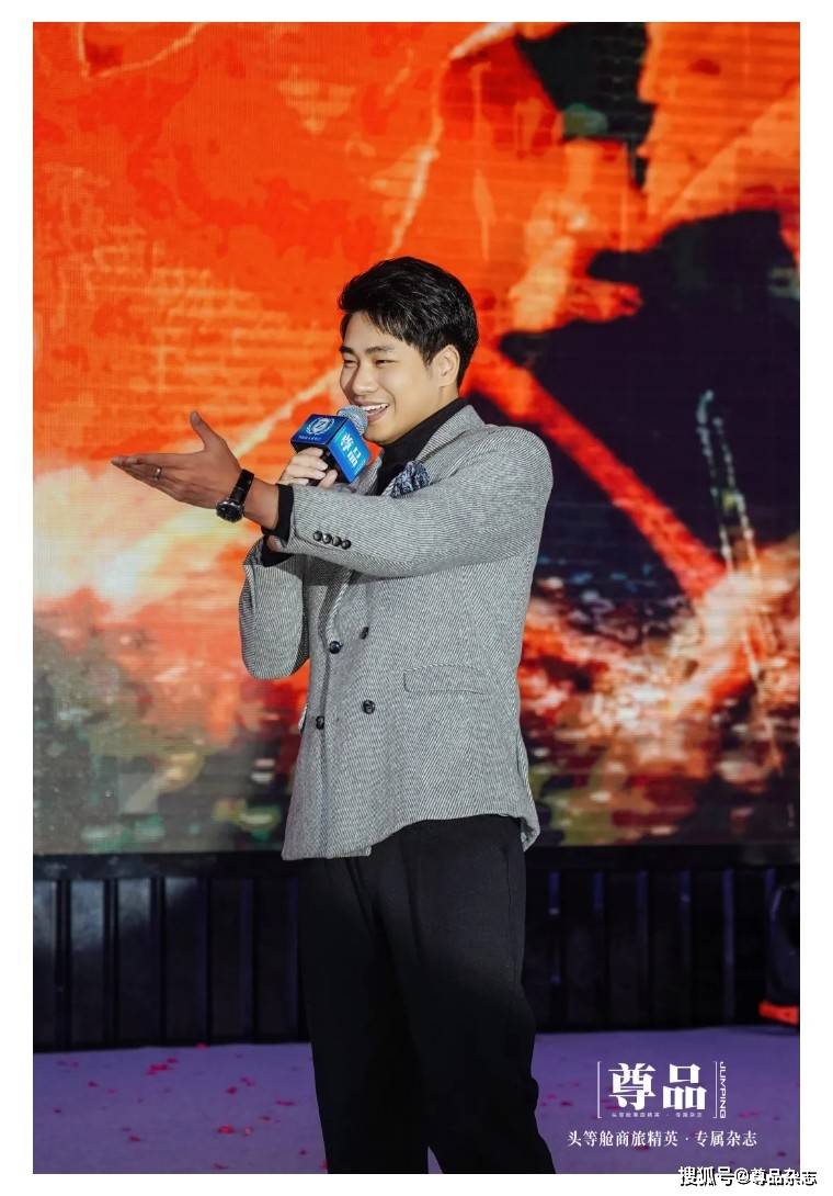 抖音音乐人,专业歌手张偲偲演唱《风中的遗憾》《偷心》湖南悦乐文化