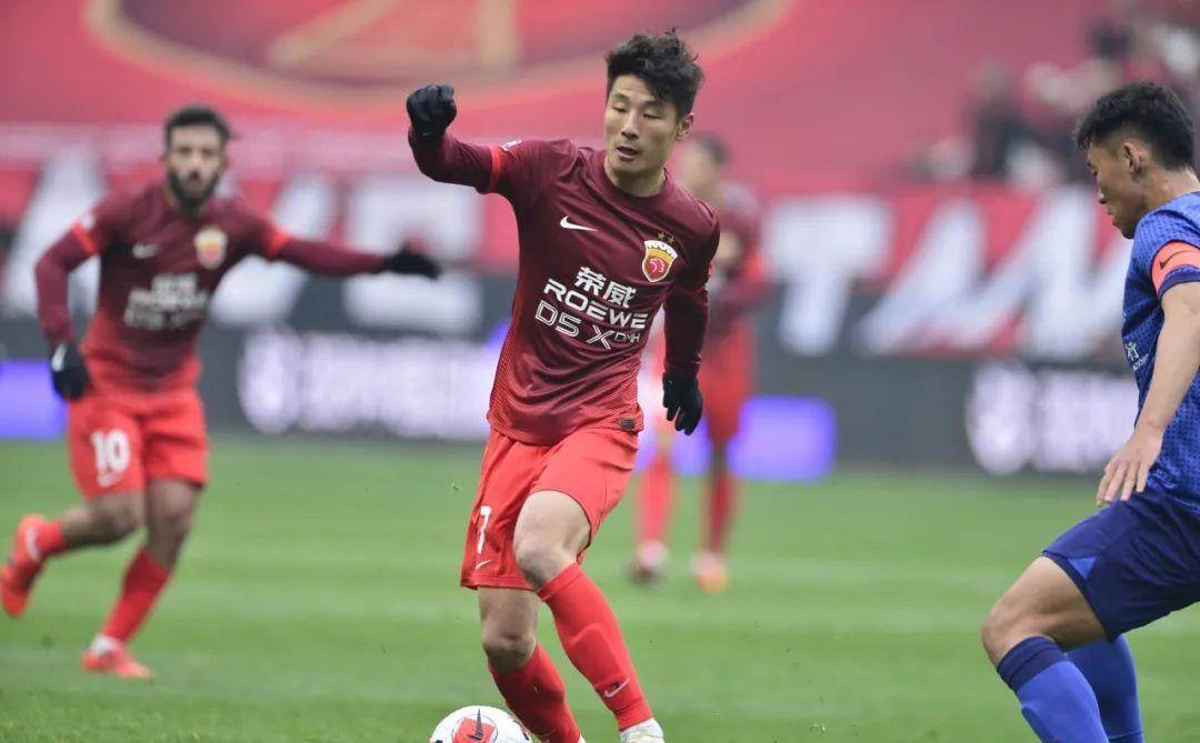 获得金球奖后,他满心羞愧……_武磊_奖项_中国