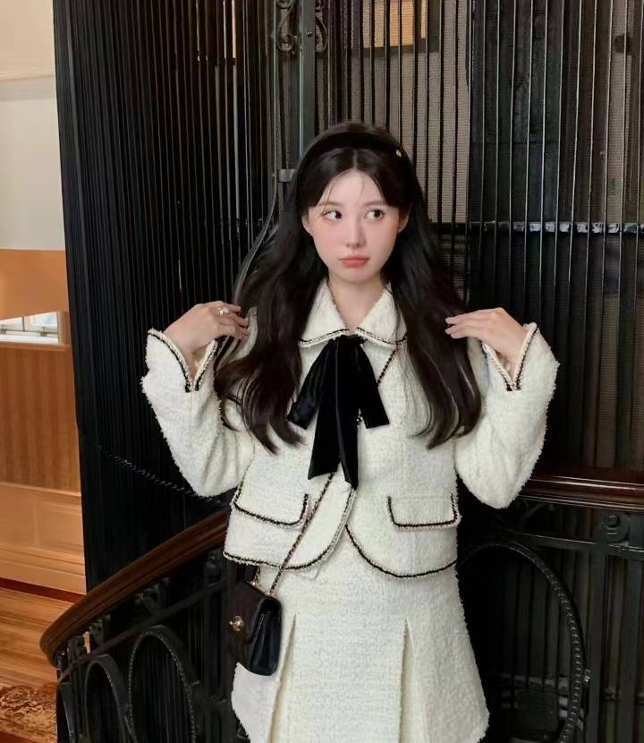 郦莎:使用纹眉师建议的修复膏或保湿产品,可以帮助纹眉创口恢复_皮肤