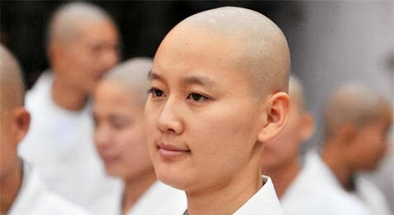 想都不敢想的事,成为了湖北省天台寺里的比丘尼之一湖北省的一位姑娘