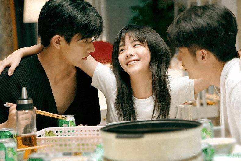 《以家人之名》受热捧,张新成又一新剧预定爆款,有得追了_演技_邓家佳