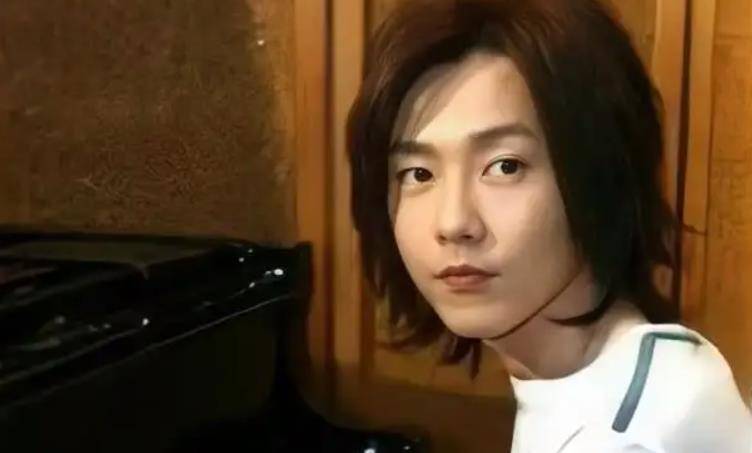 黄义达:隐退6年后复出,长发帅气似小伙,曾因抑郁出家_创作_歌曲_音乐