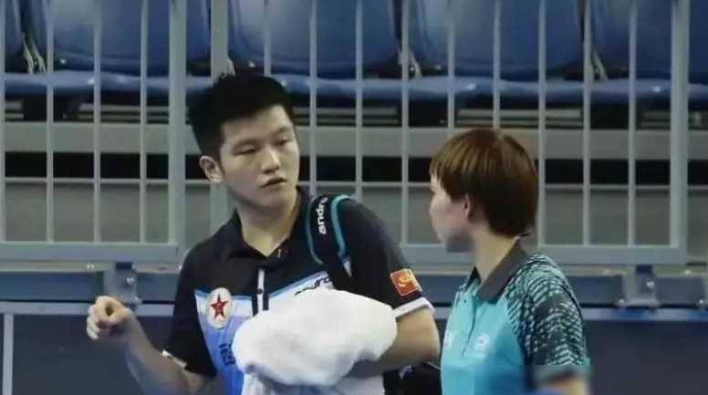 朱雨玲后,乒坛又添一对甜蜜情侣,男方曾击败樊振东_雨果_选手_恋情