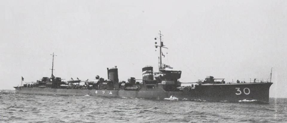 担任这次输送任务的海上部队为5艘驱逐舰:其中以"天雾"号,"夕雾"号(属