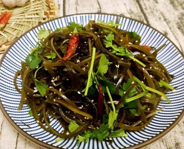 如果使用即食海带丝,可直接使用.