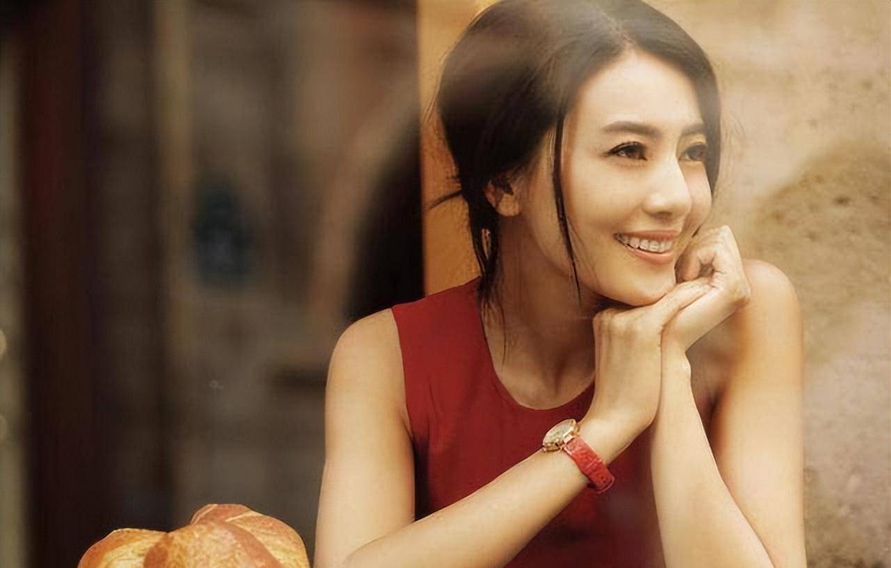 "国民女神"高圆圆,与赵又廷因戏生情,如今两人怎样了_夏雨_公公_媒体