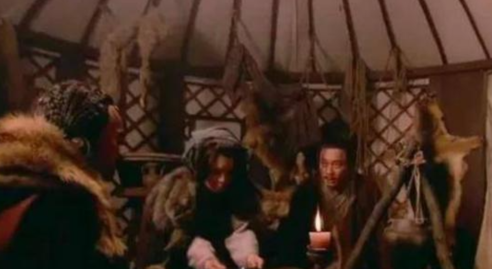 秦桧随口作的两句诗,现在广泛流传,竟成了老师们的