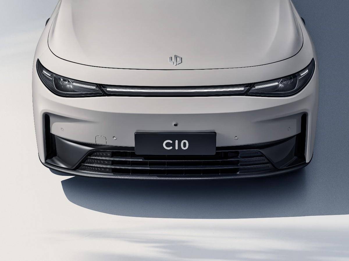 18万起,配8295芯片 激光雷达,零跑c10正式开启预售!_搜狐汽车_搜狐网