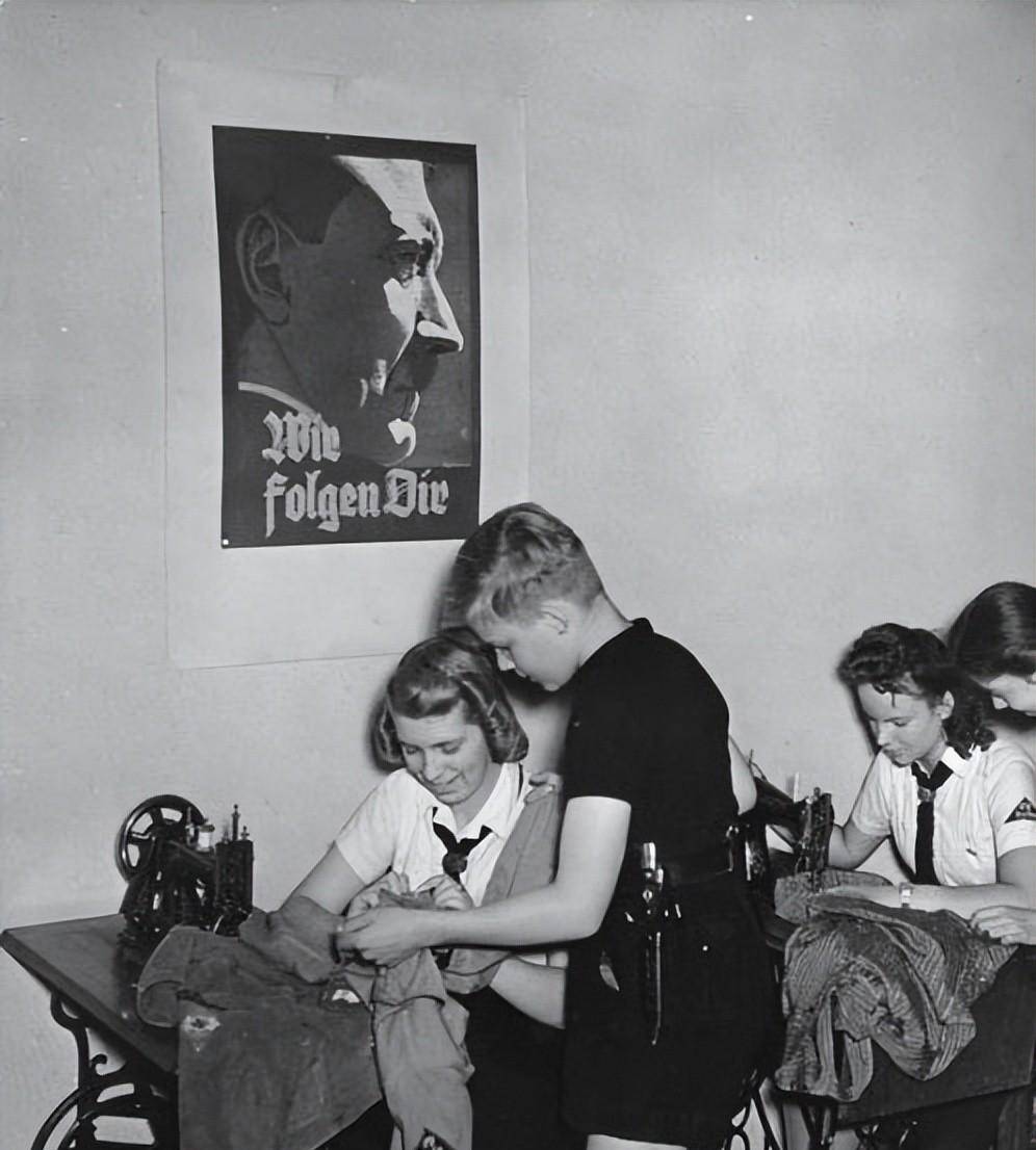 二战胜利,希特勒下辖女护士被判绞刑,为求生向法官提出龌龊请求_德国