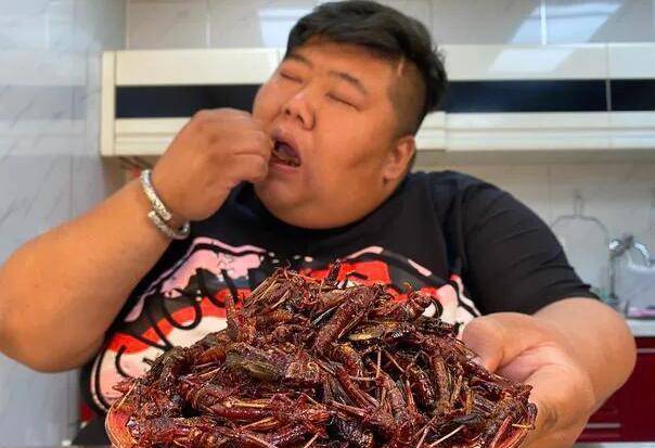 侯钰_体重_父母