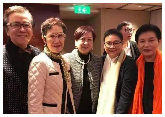 刘松仁低调寻爱,终与苏嘉燕幸福相伴,终结绯闻传言.