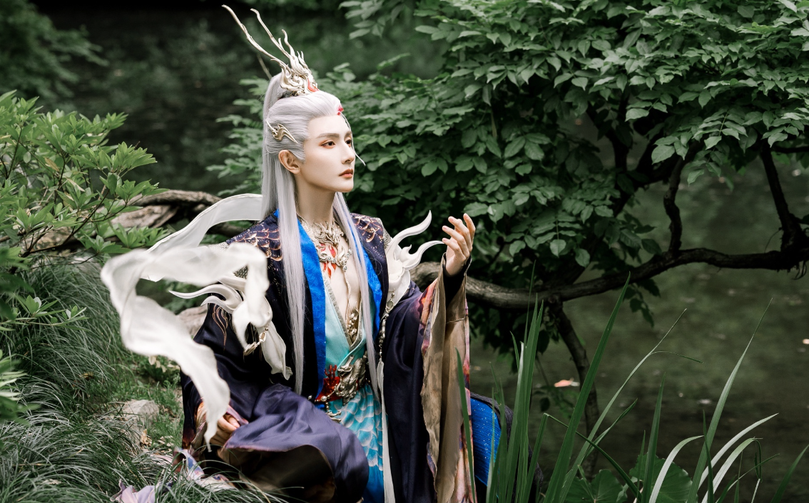 35岁男星靠一套高马尾国风cos封神,网友:没张予曦,程潇啥事了_黄靖翔