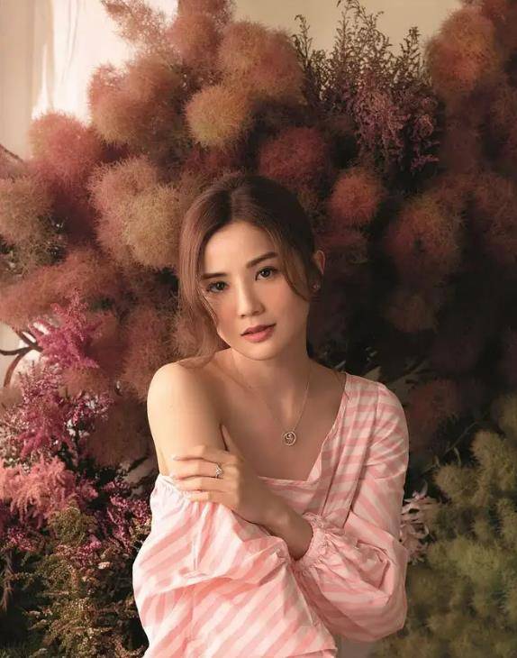 蔡卓妍对于自己的人生一直都很有规划,简直就是人间清