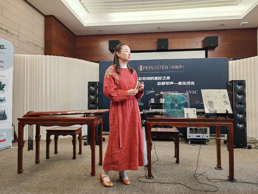 古琴演奏家李乐园,如一琴庐主人,师从浙派琴家徐晓英,徐君跃老师,浙派