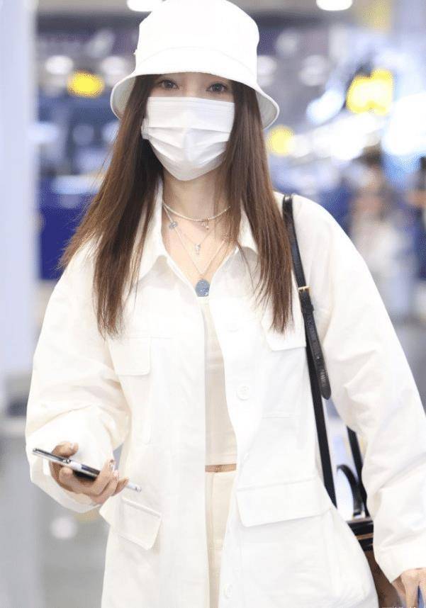 大胆挑战"骑行裤",这腿我没看错吗_造型_贾乃亮_时候