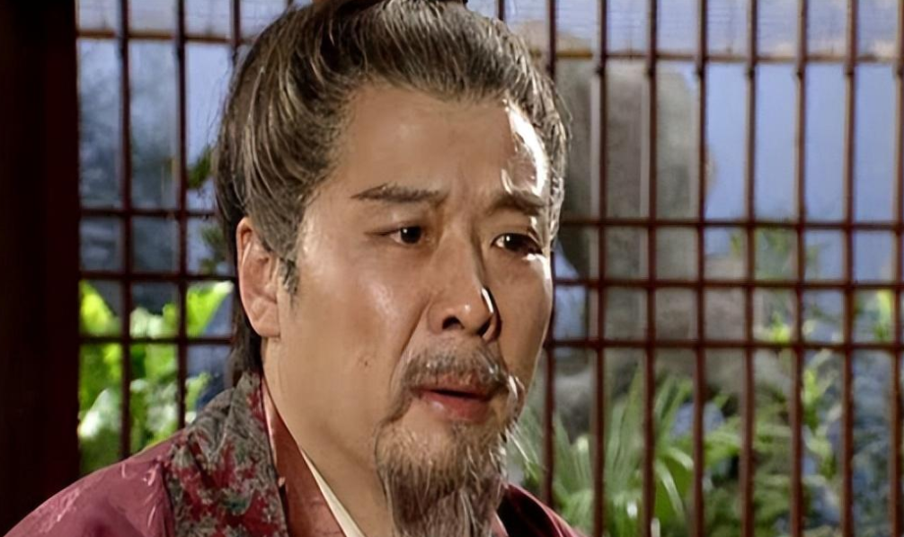 安抚关羽,也为集中力量再战孙刘联军,任命关羽为汉中太守,镇北大将军