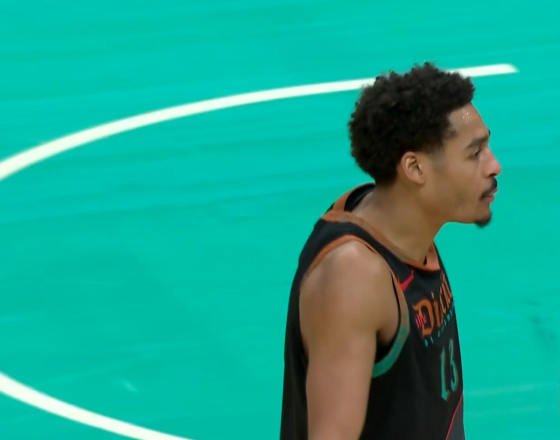 翻腕三不沾打铁技犯,普尔2分钟狂送11分!