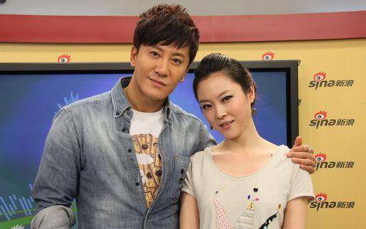 原来,毛宁背后一直有一个默默支持他的女人,她就是李静萍.