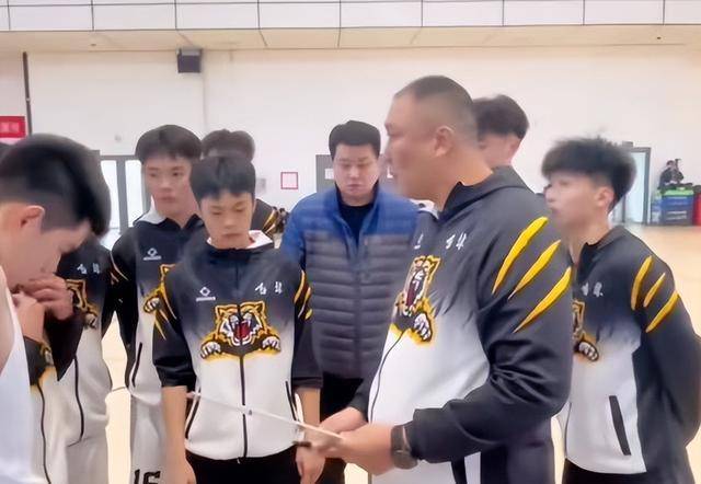 曝张宁离开山西男篮,王晗出山执教,广州更换老板_球迷_奥运会_篮球