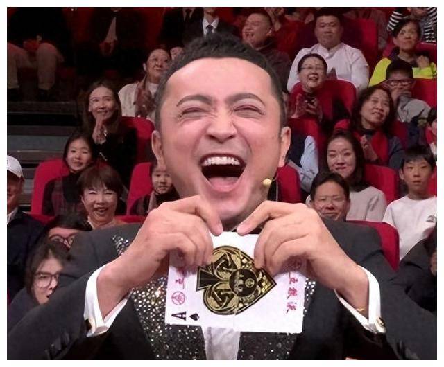 他以"尼格买提·没对上"自称,最终却在一局牌局中取得了胜利.