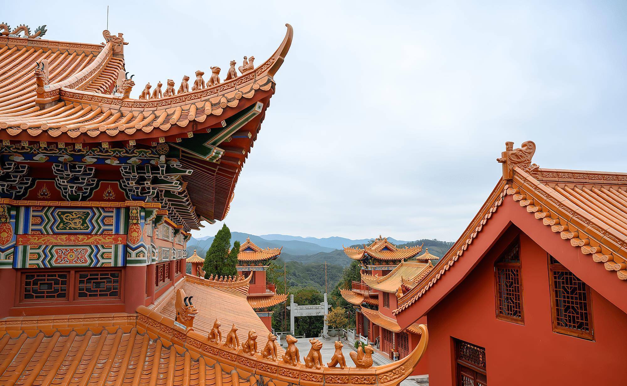 全南名胜古迹天龙山,赣州新晋网红打卡点,恍若走进武侠世界里_玻璃