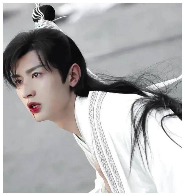 成毅演绎《狐妖小红娘王权篇》,万箭穿心惨不忍睹._角色_郭俊辰_观众